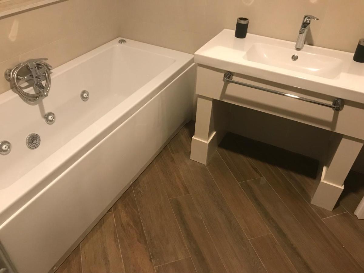 מלון מסקלי Scm House מראה חיצוני תמונה