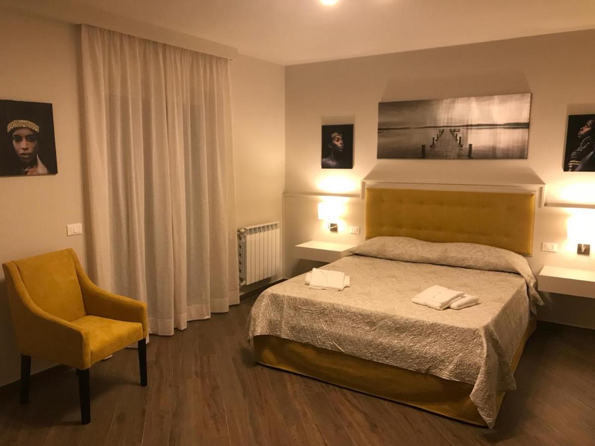 מלון מסקלי Scm House מראה חיצוני תמונה