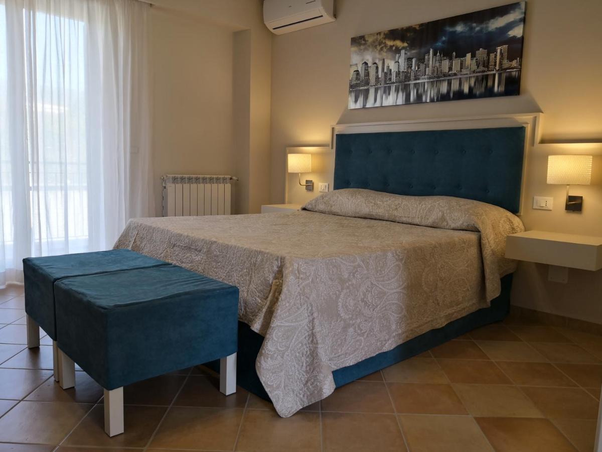 מלון מסקלי Scm House מראה חיצוני תמונה